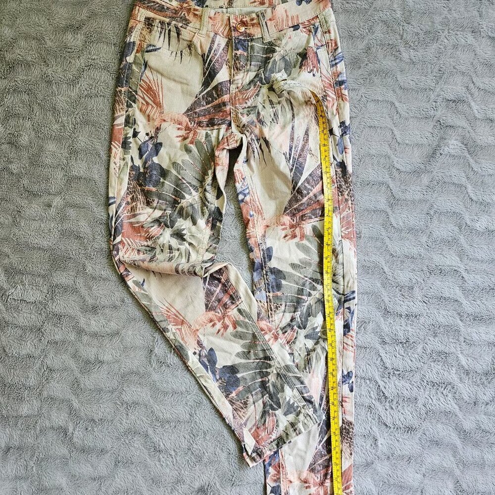 MAC Jeans Island Floral Abstract Cream 7/8 Length Denim 6/28